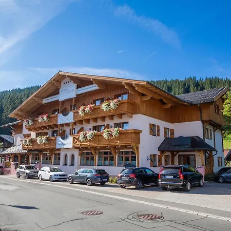 Hotel Alpenblick Filzmoos Exterior photo